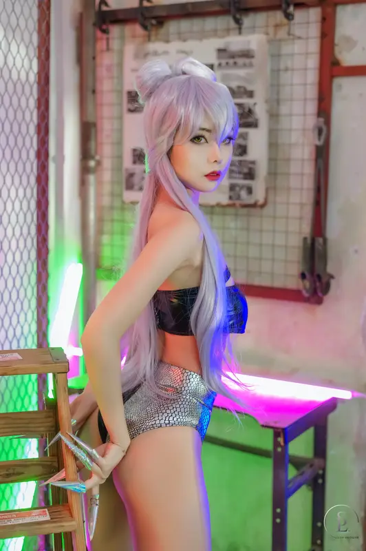 108.SAINT Photolife – Yuna (유나) - 2021_11 KDA Evelyn Bikini 19