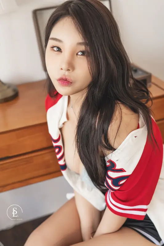 126.SAINT Photolife - Zzyuri (쮸리) Vol.21 Homebody Party2 1